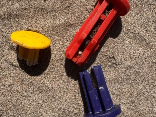 Plastic pegs from pontoons