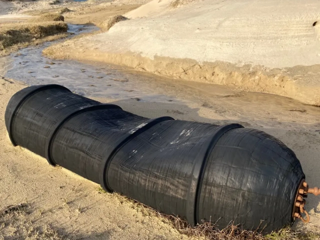 Large shipping fender